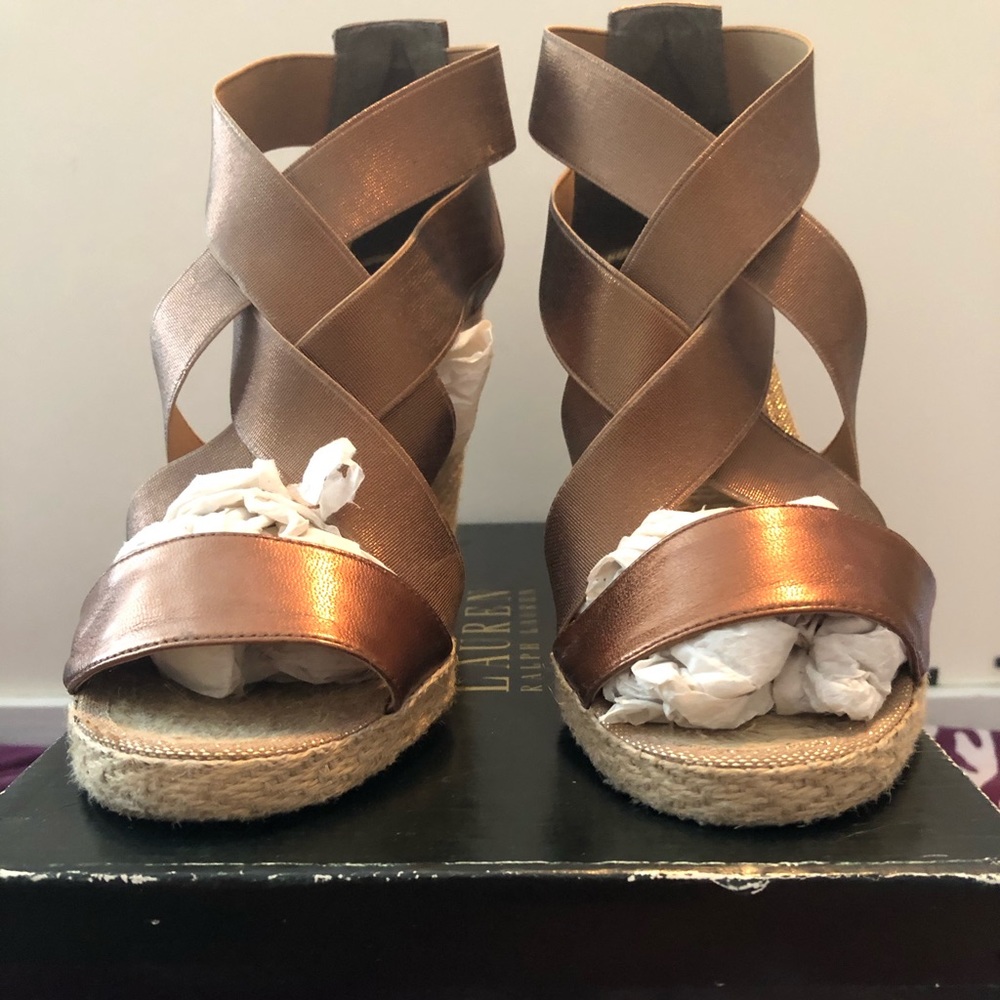 Beautiful Sandals - Picture 3 of 3